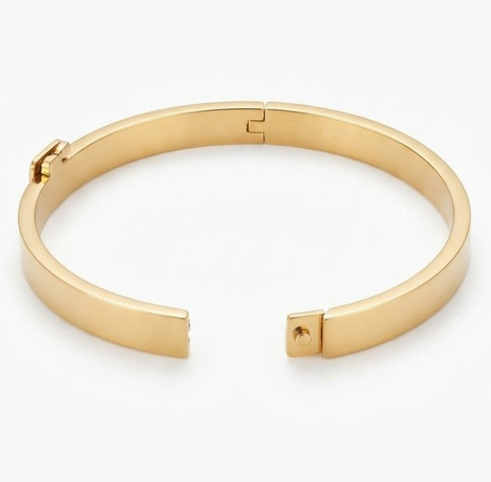 Pulsera correa acero dorado detalle hebilla cristales