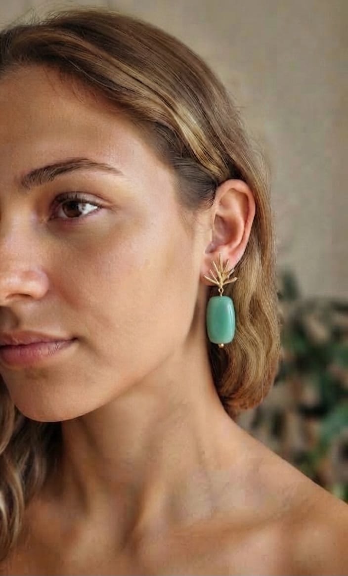 Pendientes Acrílico Turquesa con Rama Dorada