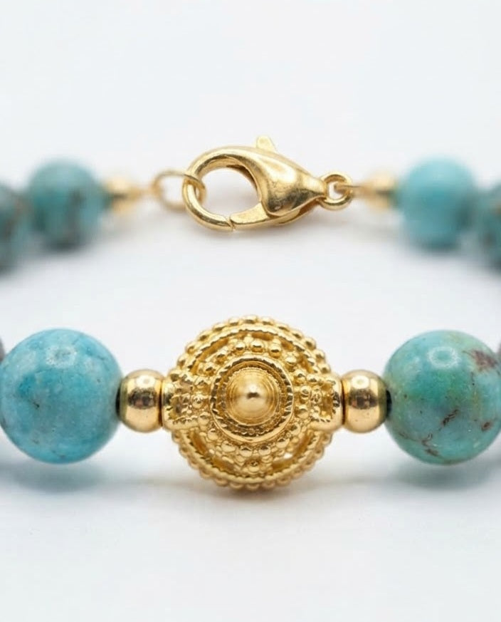Pulsera turquesa Anhui acero dorado - detalle cierre y pieza central