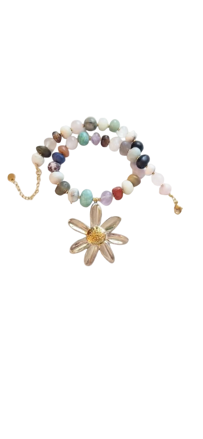 Collar de Piedras Naturales Semipreciosas con Colgante Margarita Bicolor