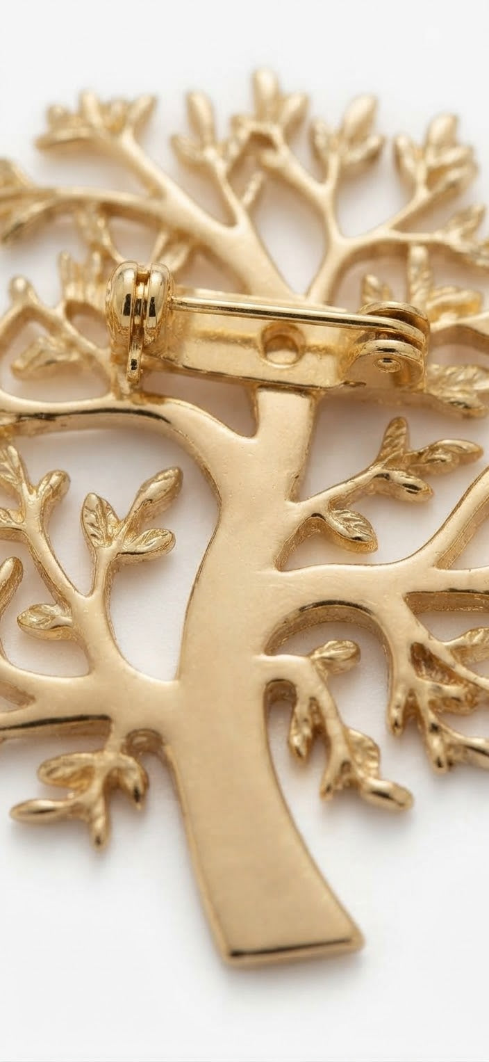 Broche árbol de la vida acero dorado detalle cierre trasero