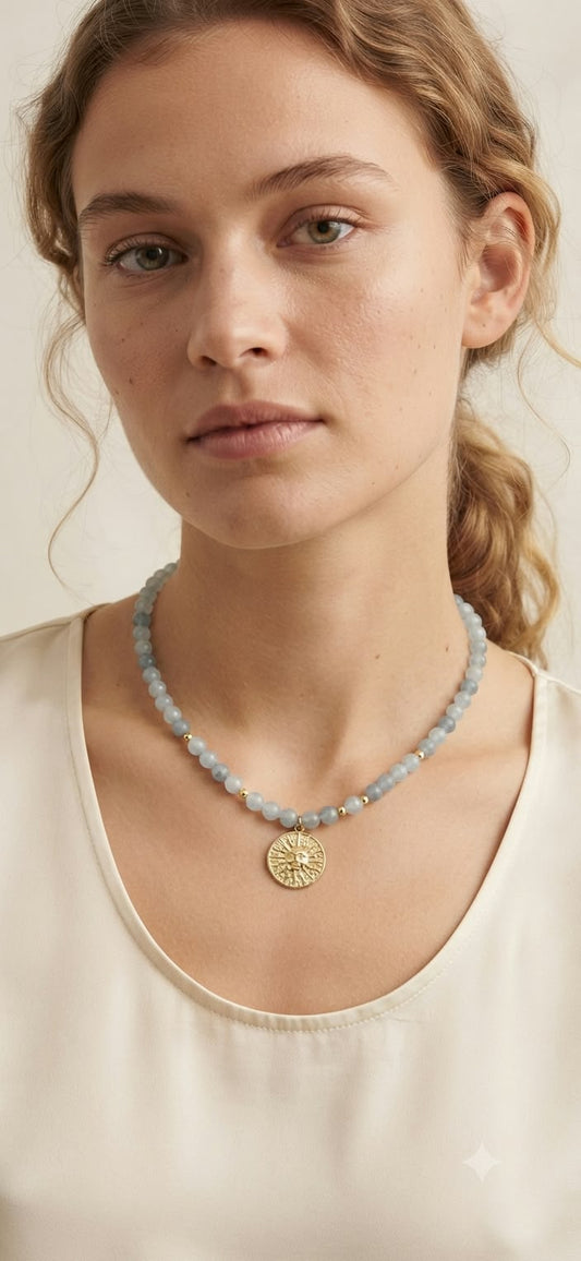 Collar Cuarzo Natural agua marina con Colgante Sol