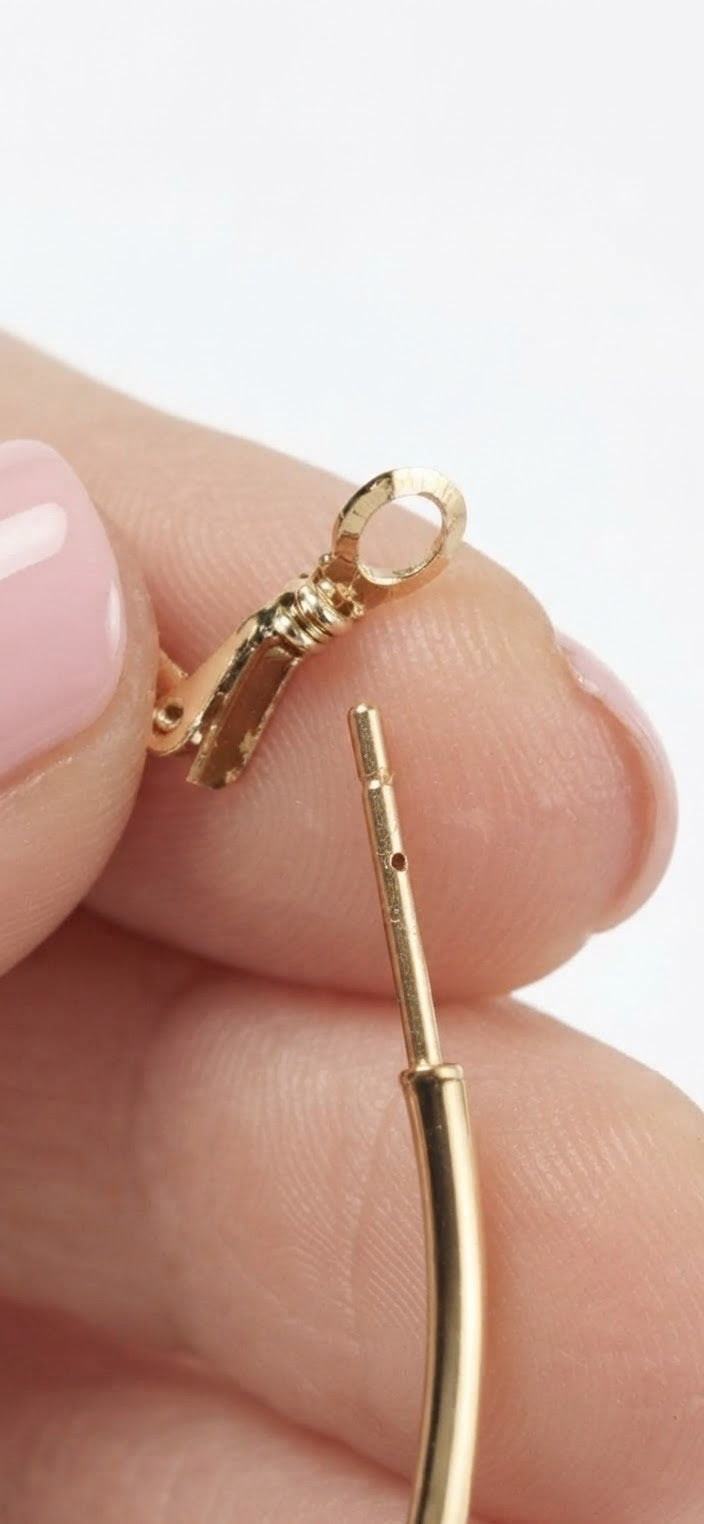 Aros lisos dorados 68mm detalle cierre palanca
